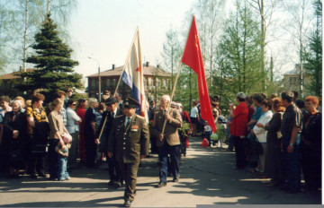 2004